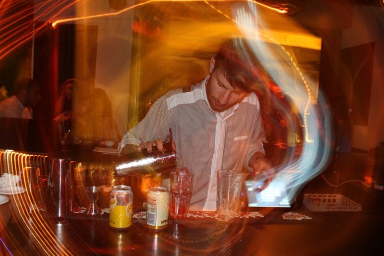 Y Cocktail Bar on Saturday Night